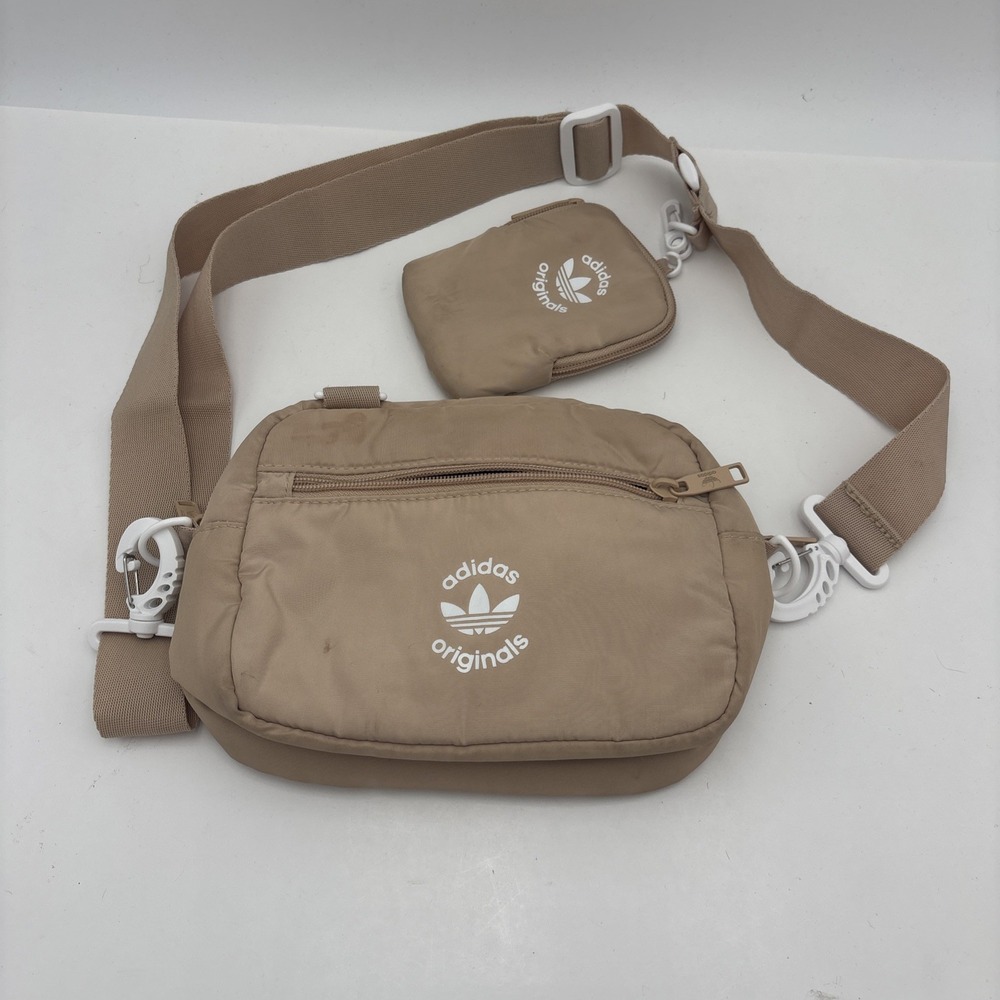 Adidas Crossbody Pouch Puffer Bag Beige Fanny Pack Essentials Travel Zip Up